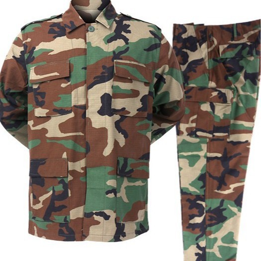 Hunting Outdoors - Conjunto de 2 Piezas de Camuflaje