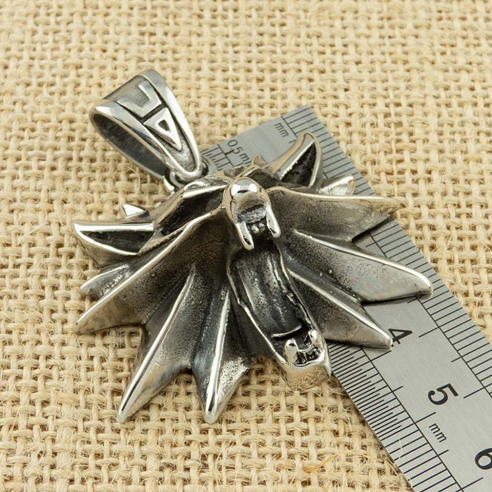 Collar con colgante de cabeza  - Wildman Hunting & Outdoor Linton'S Corner Silver Lakes reseña y precio